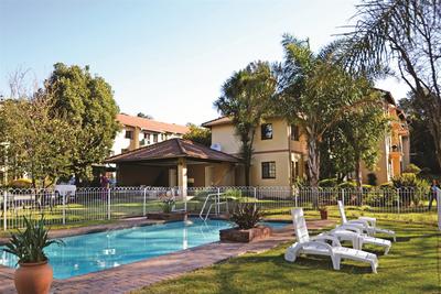 Apartment / Flat For Sale in Atholl Gardens, Sandton