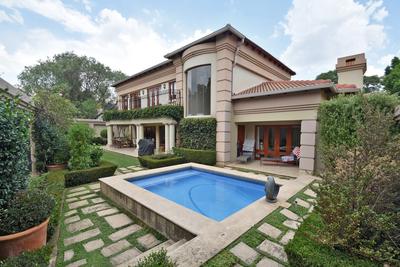 House For Sale in Hyde Park, Sandton