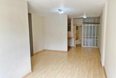 Apartment / Flat For Sale in Illovo, Sandton