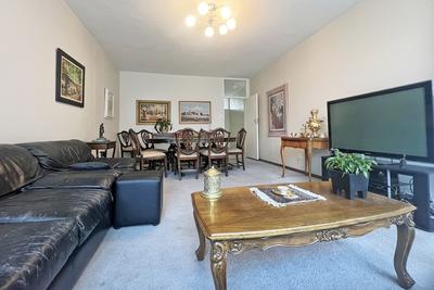 Apartment / Flat For Sale in Sandown, Sandton
